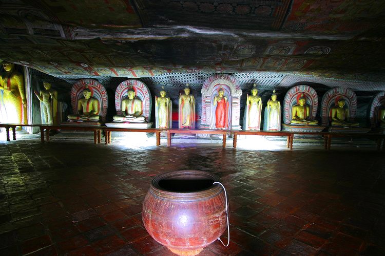 sri-lanka-christi-tours-7n-8d-tour-dambulla