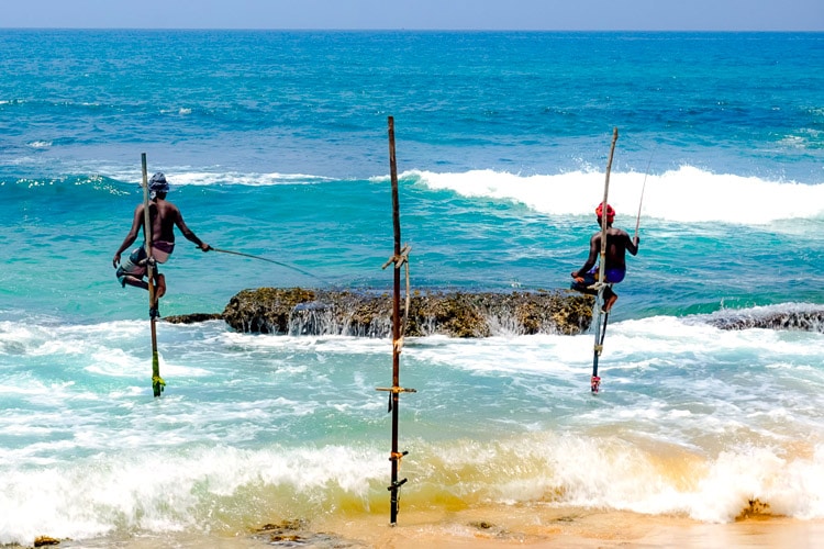 sri-lanka-christi-tours-sri-lanka-day-tours-galle-stilt-fishing-weligama